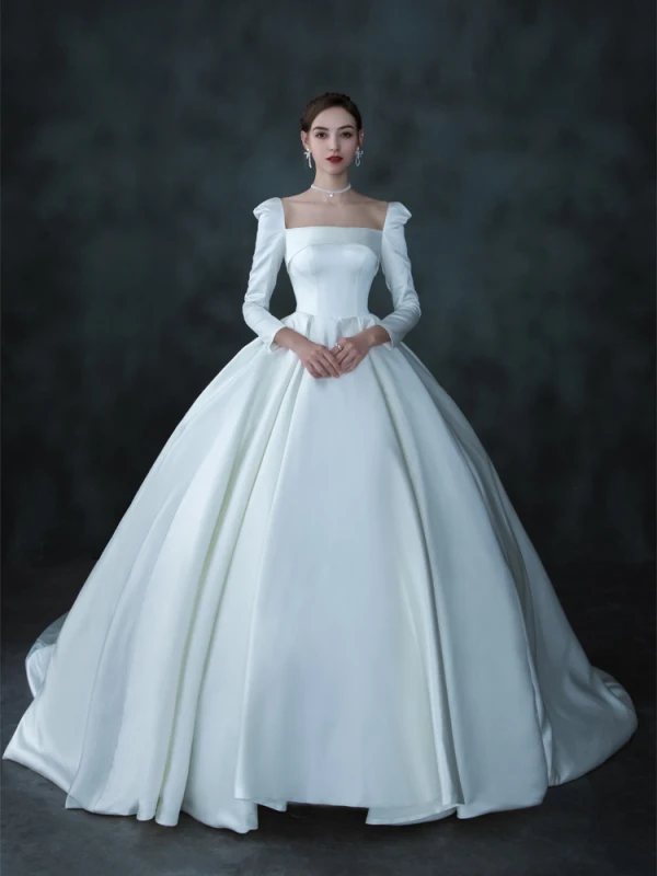 Vintage / Retro Ivory Satin Winter Bridal Wedding Dresses 2021 Ball Gown Square Neckline Long Sleeve Backless Cathedral Train Ruffle