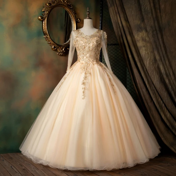 Classique Bleu Marine Dansant Robe De Bal 2021 Robe Boule Encolure Dégagée Manches Longues Appliques En Dentelle Perlage Perle Paillettes Longue Volants Dos Nu Robe De Ceremonie