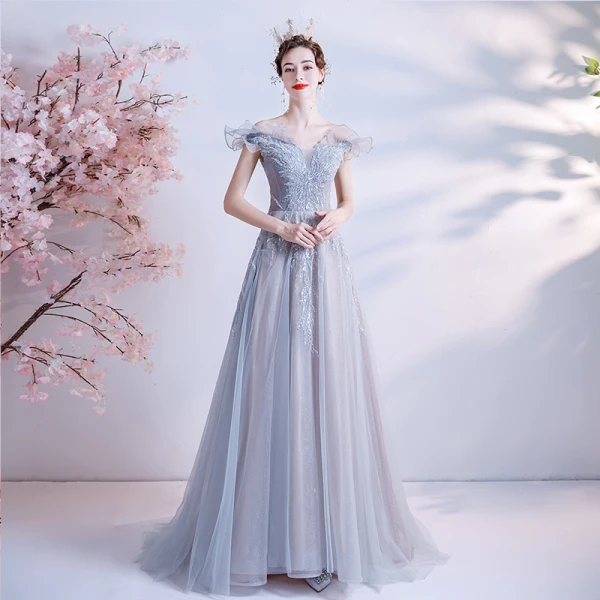 Élégant Gris Robe De Bal 2021 Princesse De l'épaule Manches Courtes Appliques Paillettes Perlage Glitter Tulle Train De Balayage Volants Dos Nu Robe De Ceremonie