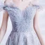 Élégant Gris Robe De Bal 2021 Princesse De l'épaule Manches Courtes Appliques Paillettes Perlage Glitter Tulle Train De Balayage Volants Dos Nu Robe De Ceremonie