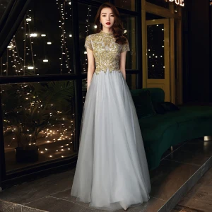 Vintage Gris Transparentes Bailando Vestidos De Gala 2021 A Line Princess Cuello Alto Manga Corta Apliques Con Encaje Rebordear Largos Ruffle Sin Espalda Vestidos Formales