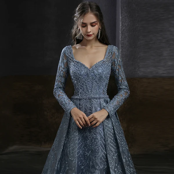Haut de Gamme Bleu Marine Dansant Robe De Bal 2021 Princesse Encolure Carrée Manches Longues Appliques En Dentelle Perlage Longue Volants Dos Nu Robe De Ceremonie