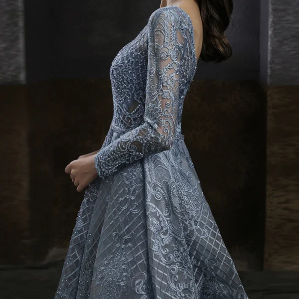 Haut de Gamme Bleu Marine Dansant Robe De Bal 2021 Princesse Encolure Carrée Manches Longues Appliques En Dentelle Perlage Longue Volants Dos Nu Robe De Ceremonie