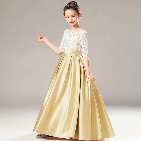 Chic / Beautiful Gold Satin Birthday Flower Girl Dresses 2021 A-Line / Princess See-through Scoop Neck 1/2 Sleeves Appliques Lace Sash Floor-Length / Long Ruffle