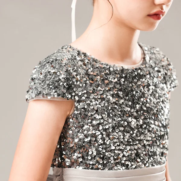 Classic Grey Satin Birthday Flower Girl Dresses 2021 A-Line / Princess Scoop Neck Sleeveless Sequins Bow Sash Floor-Length / Long Ruffle