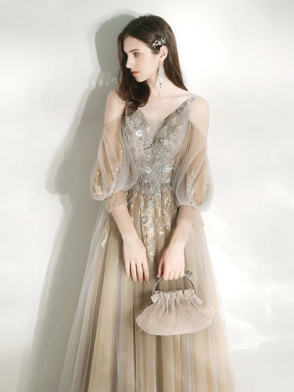 Victorian Style Champagne Dancing Prom Dresses 2021 A-Line / Princess Deep V-Neck Spaghetti Straps Puffy Long Sleeve Beading Sequins Floor-Length / Long Ruffle Backless Formal Dresses