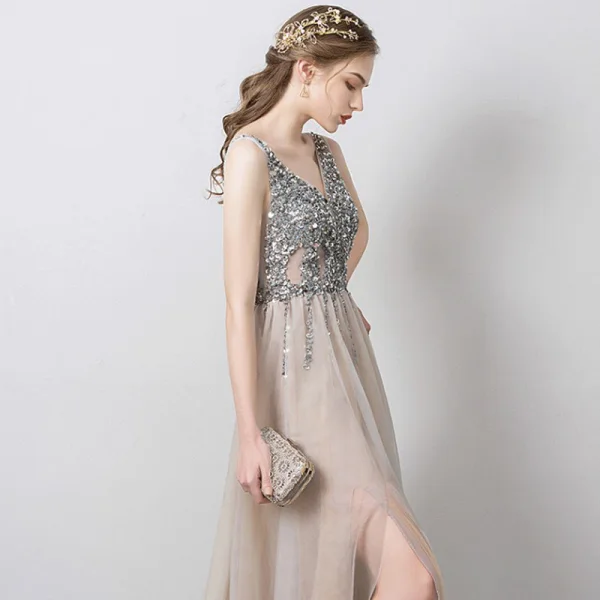 Illusion Grey See-through Prom Dresses 2021 A-Line / Princess V-Neck Sleeveless Beading Sequins Split Front Sweep Train Ruffle Backless Formal Dresses