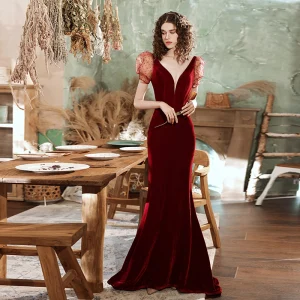 Sexy Burgundy Velour Evening Dresses 2021 Trumpet Mermaid See Through Deep V Neck Spotted Puffy Short Sleeve Sweep Train Ruffle Backless Formal Dresses