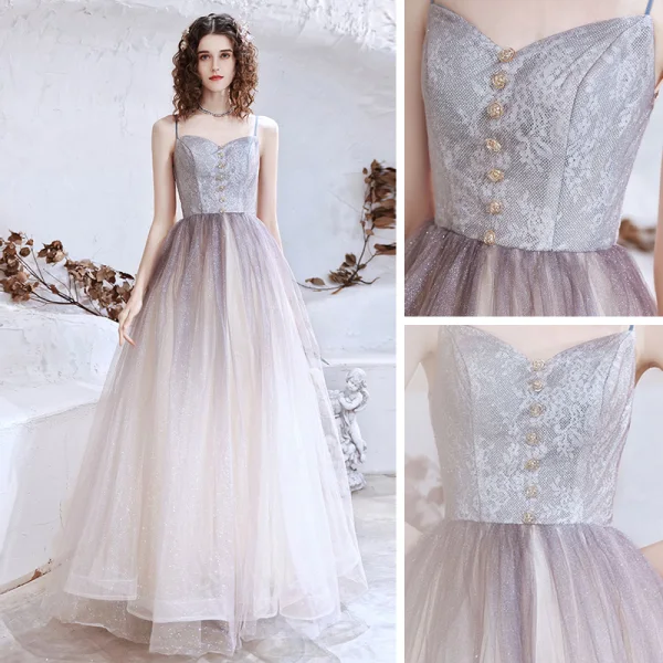 Elegante Lavendel Farbverlauf Tanzen Ballkleider 2021 A Linie Spaghettiträger Ärmellos Glanz Tülle Lange Rüschen Rückenfreies Festliche Kleider