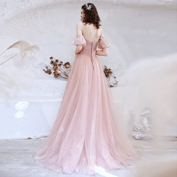 Bling Bling Rosa Ballkleider 2021 A Linie Off Shoulder Geschwollenes Kurze Ärmel Pailletten Sweep / Pinsel Zug Rüschen Rückenfreies Festliche Kleider