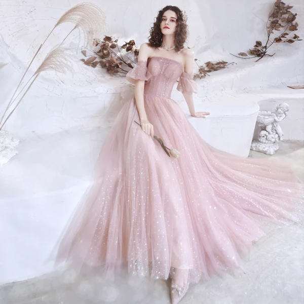 Bling Bling Rosa Ballkleider 2021 A Linie Off Shoulder Geschwollenes Kurze Ärmel Pailletten Sweep / Pinsel Zug Rüschen Rückenfreies Festliche Kleider