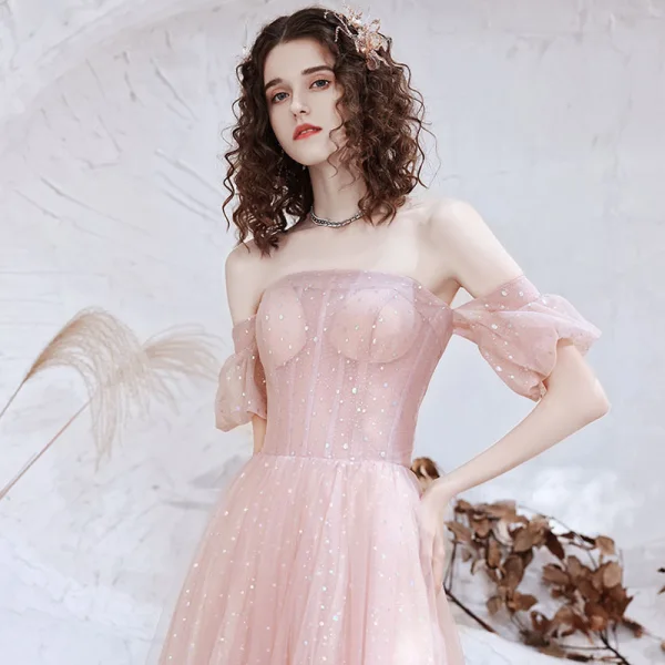 Bling Bling Rosa Ballkleider 2021 A Linie Off Shoulder Geschwollenes Kurze Ärmel Pailletten Sweep / Pinsel Zug Rüschen Rückenfreies Festliche Kleider