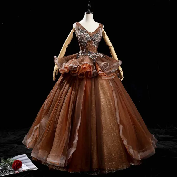 Haut de Gamme Marron Dansant Robe De Bal 2021 Robe Boule V-Cou Sans Manches Appliques En Dentelle Perlage Paillettes Longue Volants Dos Nu Robe De Ceremonie