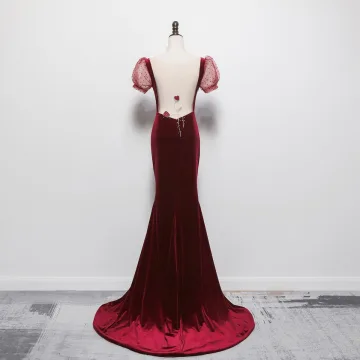 Sexy Bordeaux Velour Transparentes Robe De Soirée 2021 Trompette Sirène Col V Profond Gonflée Manches Courtes Perlage Faux Diamant Train De Balayage Dos Nu Robe De Ceremonie