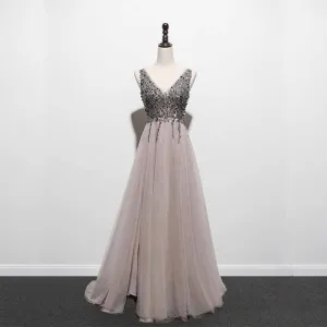 Illusion Grey Prom Dresses 2021 A Line Princess V Neck Sleeveless Beading Sequins Split Front Sweep Train Ruffle Backless Formal Dresses