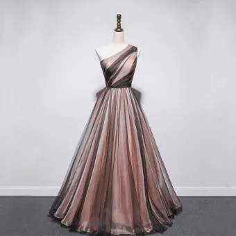 Mode Noire Marron Dansant Robe De Bal 2021 Princesse Une Épaule Sans Manches Longue Volants Dos Nu Robe De Ceremonie