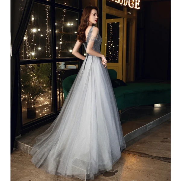Bling Bling Grey Prom Dresses 2021 A-Line / Princess Deep V-Neck Sleeveless Beading Rhinestone Glitter Tulle Sweep Train Ruffle Backless Formal Dresses