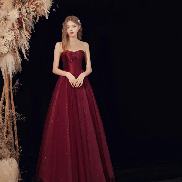 Elegant Burgunder Gjennomsiktig Dancing Ballkjoler 2021 Prinsesse Kjæreste Uten Ermer Beading Glitter Tyll Lange Buste Formelle Kjoler