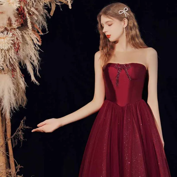 Elegant Burgunder Gjennomsiktig Dancing Ballkjoler 2021 Prinsesse Kjæreste Uten Ermer Beading Glitter Tyll Lange Buste Formelle Kjoler
