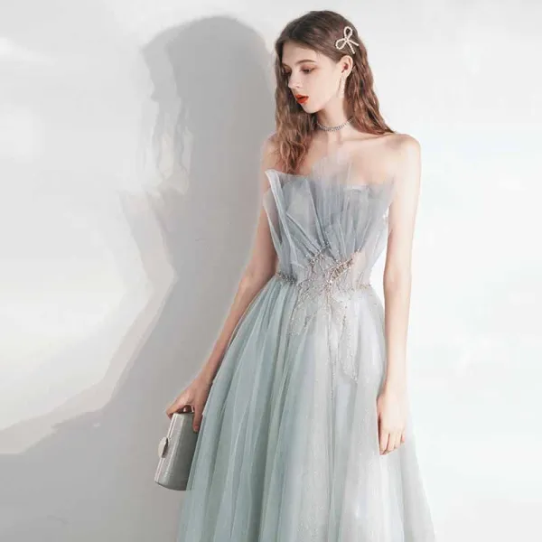 Élégant Vert Cendré Dansant Robe De Bal 2021 Princesse Bustier Sans Manches Perlage Glitter Tulle Longue Volants Dos Nu Robe De Ceremonie