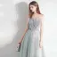 Élégant Vert Cendré Dansant Robe De Bal 2021 Princesse Bustier Sans Manches Perlage Glitter Tulle Longue Volants Dos Nu Robe De Ceremonie