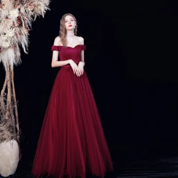 Modest Simple Burgundy Dancing Prom Dresses 2021 A Line Princess Off The Shoulder Short Sleeve Sash Floor Length Long Pleated Backless Formal Dresses