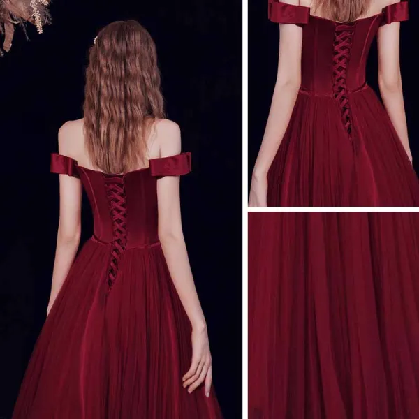 Modest / Simple Burgundy Dancing Prom Dresses 2021 A-Line / Princess Off-The-Shoulder Short Sleeve Sash Floor-Length / Long Pleated Backless Formal Dresses