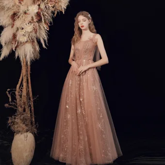 Bling Bling Marron Dansant Robe De Bal 2021 Princesse Bretelles Spaghetti Sans Manches Paillettes Perlage Longue Volants Dos Nu Robe De Ceremonie