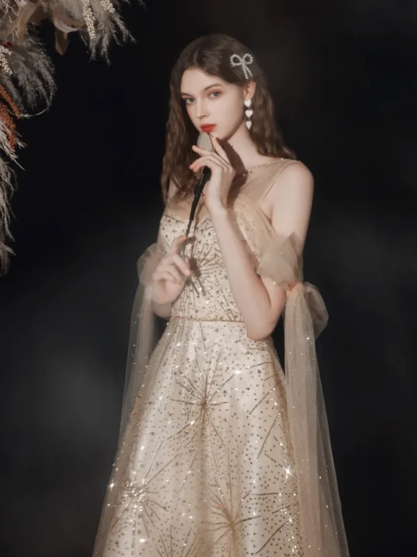 Scintillantes Doré Robe De Bal 2021 Princesse Transparentes V-Cou Manches Courtes Perlage Paillettes Glitter Tulle Longue Volants Dos Nu Robe De Ceremonie