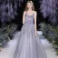 Haut de Gamme Gris Dansant Robe De Bal 2021 Princesse V-Cou Sans Manches Paillettes Glitter Tulle Longue Volants Dos Nu Robe De Ceremonie