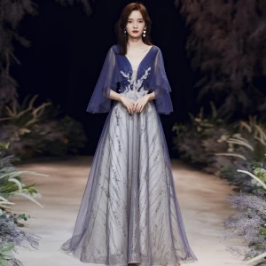 Sexy Bleu Roi Robe De Bal 2021 Princesse Col V Profond Manches Courtes Appliques En Dentelle Perlage Glitter Tulle Train De Balayage Volants Dos Nu Robe De Ceremonie