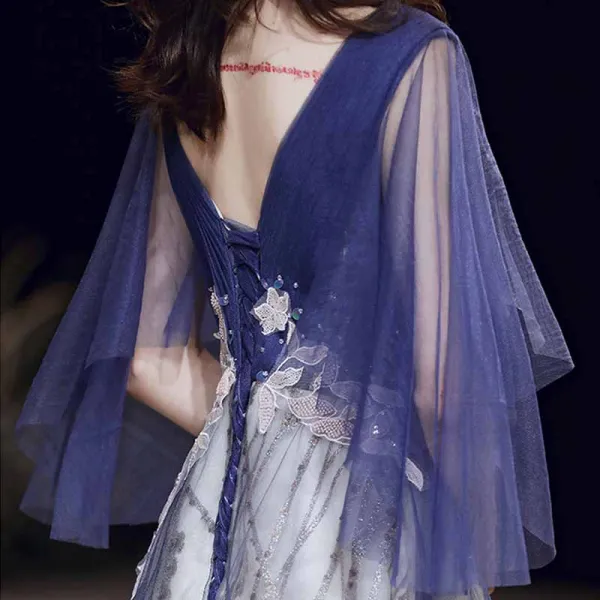 Sexy Bleu Roi Robe De Bal 2021 Princesse Col v profond Manches Courtes Appliques En Dentelle Perlage Glitter Tulle Train De Balayage Volants Dos Nu Robe De Ceremonie