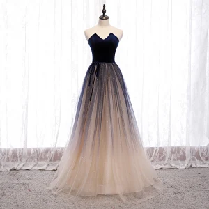 Beste Mørk Marineblå Gradient Farge Dancing Ballkjoler 2021 Prinsesse Kjæreste Uten Ermer Sash Glitter Tyll Lange Buste Ryggløse Formelle Kjoler