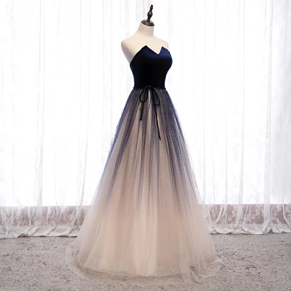 Beste Mørk Marineblå Gradient-Farge Dancing Ballkjoler 2021 Prinsesse Kjæreste Uten Ermer Sash Glitter Tyll Lange Buste Ryggløse Formelle Kjoler