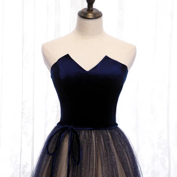 Beste Mørk Marineblå Gradient-Farge Dancing Ballkjoler 2021 Prinsesse Kjæreste Uten Ermer Sash Glitter Tyll Lange Buste Ryggløse Formelle Kjoler