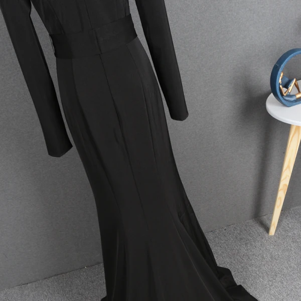 Mode Noire Robe De Soirée 2021 Trompette / Sirène Col Haut Manches Longues Faux Diamant Ceinture Train De Balayage Volants Robe De Ceremonie