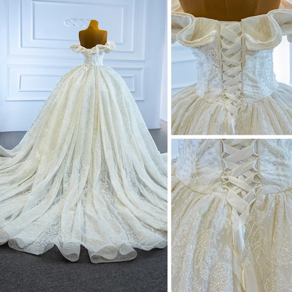 Luxus / Herrlich Ivory / Creme Hochzeits Brautkleider / Hochzeitskleider 2021 Ballkleid Off Shoulder Kurze Ärmel Rückenfreies Perlenstickerei Perle Glanz Tülle Kapelle-Schleppe Rüschen