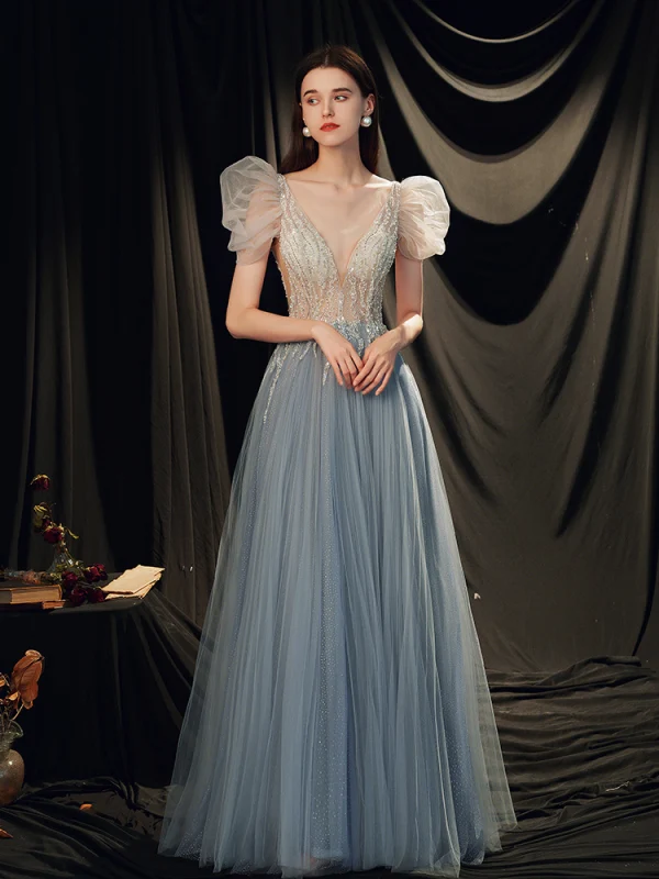 Illusion Bleu Ciel Transparentes Robe De Bal 2021 Princesse Col v profond Sans Manches Perlage Paillettes Glitter Tulle Train De Balayage Volants Dos Nu Robe De Ceremonie