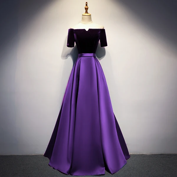 Schlicht Dunkelgrün Satin Tanzen Ballkleider 2021 A Linie Off Shoulder Kurze Ärmel Stoffgürtel Lange Rüschen Rückenfreies Festliche Kleider