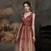 High-end Burgundy Gradient-Color Prom Dresses 2021 A-Line / Princess Spaghetti Straps Sleeveless Beading Sequins Sash Sweep Train Ruffle Backless Formal Dresses