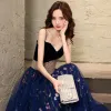 Flower Fairy Navy Blue Dancing Prom Dresses 2021 A-Line / Princess Spaghetti Straps Sleeveless Beading Pearl Embroidered Flower Floor-Length / Long Ruffle Backless Formal Dresses