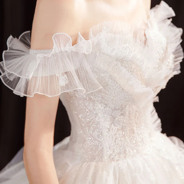 Affordable Champagne Outdoor / Garden Wedding Dresses 2021 Ball Gown Off-The-Shoulder Short Sleeve Backless Beading Glitter Tulle Floor-Length / Long Ruffle