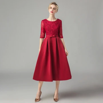 Abordable Bordeaux Dentelle De Retour Robe De Graduation 2021 Princesse Encolure Dégagée Sans Manches Noeud Ceinture Thé Longueur Volants Robe De Ceremonie
