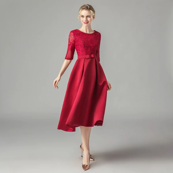 Affordable Burgundy Lace Homecoming Graduation Dresses 2021 A-Line / Princess Scoop Neck Sleeveless Bow Sash Tea-length Ruffle Formal Dresses