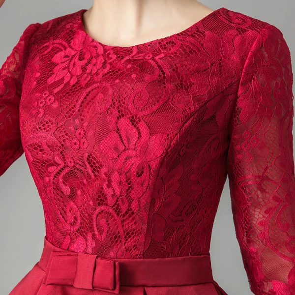 Affordable Burgundy Lace Homecoming Graduation Dresses 2021 A-Line / Princess Scoop Neck Sleeveless Bow Sash Tea-length Ruffle Formal Dresses