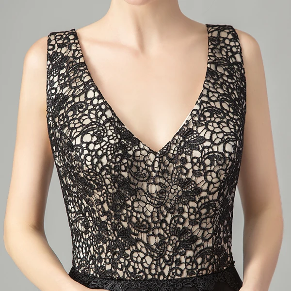 Fashion Black Lace Party Dresses 2021 A-Line / Princess Deep V-Neck Sleeveless Short Ruffle Backless Formal Dresses