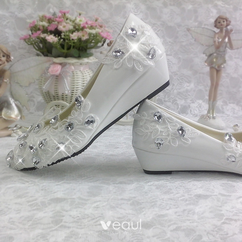 Women Lace Sandals, Dressy White Flat Sandals, Flower Boho Sandals,  Rhinestone Leather Sandals, Off White Lace Wedding Sandals, Summer Beach  Sandals : Amazon.in: Shoes & Handbags