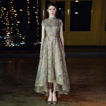 Haute Basse Gris Doré Dansant Robe De Bal 2020 Princesse Col Haut Manches Courtes Appliques En Dentelle Perlage Glitter Tulle Ceinture Asymétrique Volants Dos Nu Robe De Ceremonie