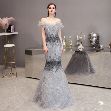 Luxe Gris Robe De Soirée 2020 Trompette Sirène De L 039 Épaule Manches Courtes Plumes Perlage Longue Volants Dos Nu Robe De Ceremonie