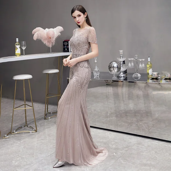 Haut de Gamme Champagne Transparentes Robe De Soirée 2020 Trompette / Sirène Encolure Carrée Sans Manches Fait main Perlage Train De Balayage Robe De Ceremonie